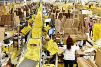 Galleria foto 'Amazon, cambio al vertice: lascia il supermanager Clark' - foto 1