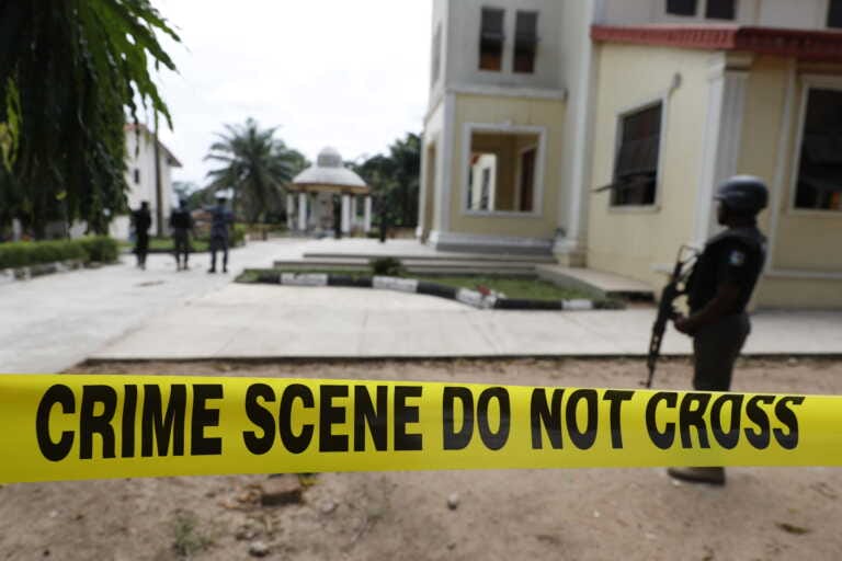 Attentato in Nigeria, i vescovi pugliesi: «Vicini alle vittime e alla comunità di Ondo. Si depongano le armi»
