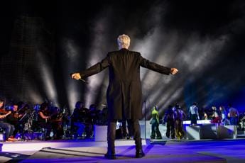 Galleria foto 'Baglioni a Caracalla, ‘Dodici note’ tra la vita e la guerra' - foto 1