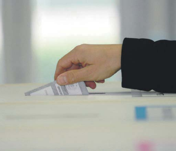 Amministrative, 10 Comuni pugliesi al ballottaggio: riflettori su Barletta