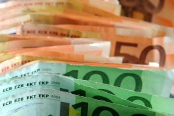Galleria foto 'Bonus 200 euro autonomi, decreto scaduto: cosa succede ora' - foto 1