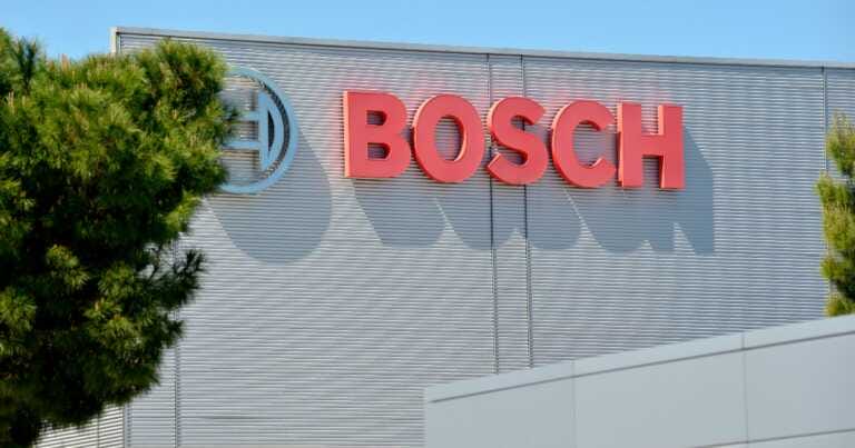 Bosch, l’allarme dei sindacati: «A rischio 1.600 lavoratori di Bari»
