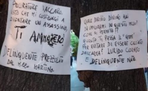 Foggia, in pieno centro cartelli intimidatori contro il procuratore e il maresciallo del carabinieri