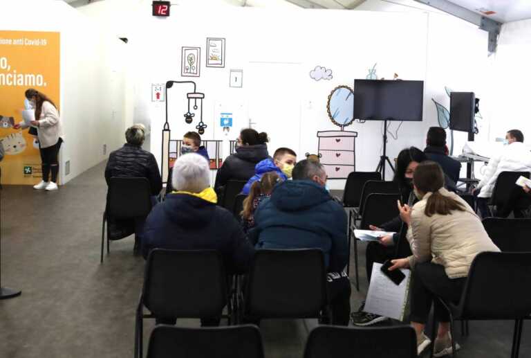 Covid, 10.371 i nuovi casi e 41 le vittime