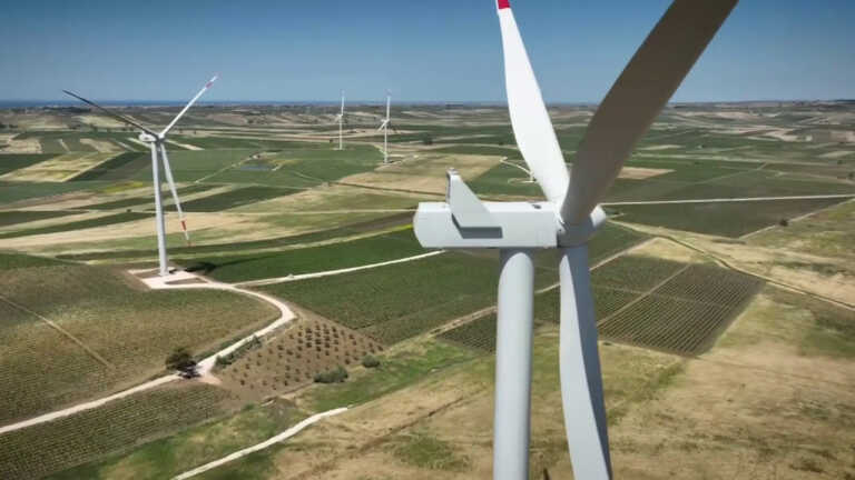 Energia da fonti rinnovabili in Puglia: per i nuovi parchi eolici quasi 4mila posti di lavoro