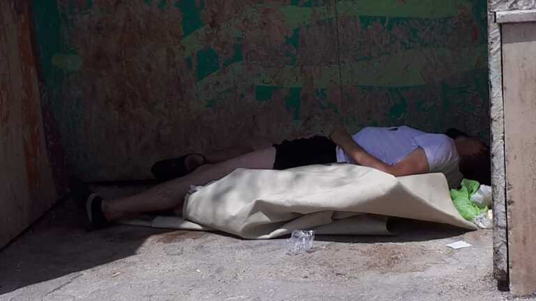Bari, il dramma di una vittima di stupefacenti e solitudine: «Fate qualcosa per aiutarlo»