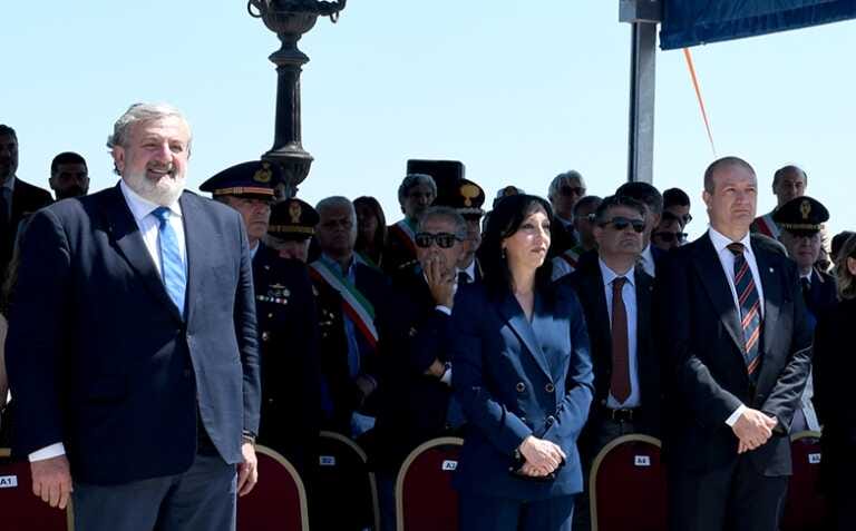 Festa della Repubblica, Emiliano: «Orgogliosi di appartenere a questo Paese»