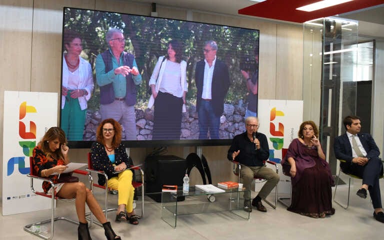 Galleria foto 'Un’arts farm nel cuore della Murgia barese: a Donnapaola una serie di eventi dedicati all’arte – VIDEO' - foto 1