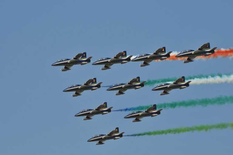 I 100 anni dell’Aeronautica militare: venerdì prossimo le Frecce Tricolori sorvoleranno Potenza – VIDEO