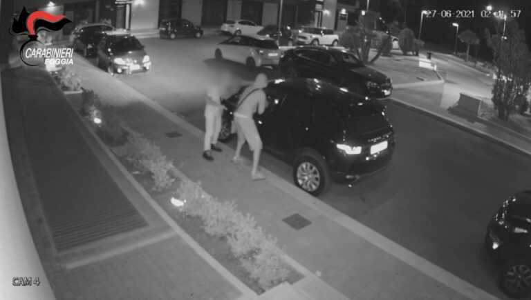 Rubavano auto in un minuto e postavano i video su TikTok: sgominata banda a San Severo