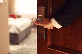 Galleria foto 'Hotel e ristoranti, è allarme rincari: Torino e Verona più care' - foto 1