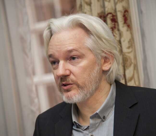 Julian Assange diventa cittadino onorario di Lucera