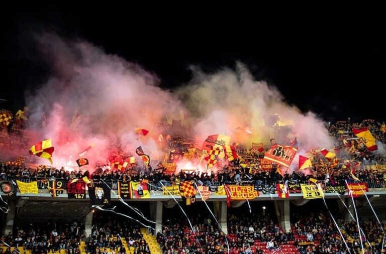 Lecce, ecco la campagna abbonamenti: il club presenta le nuove maglie e annuncia le date per il tesseramento