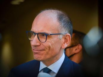 Galleria foto 'Letta a Meloni: “Quando si perde la cosa peggiore è far finta di niente”' - foto 1