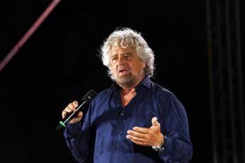 Galleria foto 'M5S, Grillo: “Non voglio deroghe a 2 mandati, principio fondante”' - foto 1