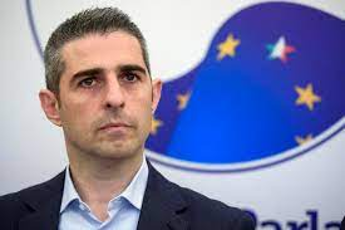 Galleria foto 'M5S, Pizzarotti: “Io e Sala con Di Maio? Dialoghi in corso ma prematuro”' - foto 1