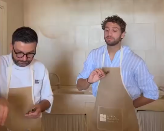 Manuel Locatelli sceglie la Puglia. Luna di miele tra mare e orecchiette