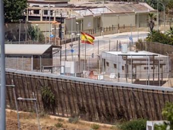 Galleria foto 'Migranti, calca a Melilla: 37 morti e 50 feriti' - foto 1