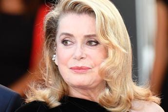 Galleria foto 'Mostra Venezia, Catherine Deneuve Leone d’Oro alla carriera' - foto 1
