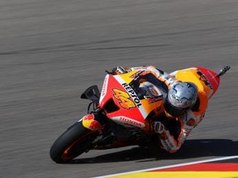 Galleria foto 'MotoGp, trauma toracico per Pol Espargaró: salta Gp Olanda' - foto 1