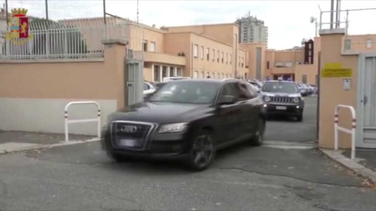 Galleria foto 'Ordigni e propaganda razzista, arrestati 2 ventenni nel Pontino' - foto 1