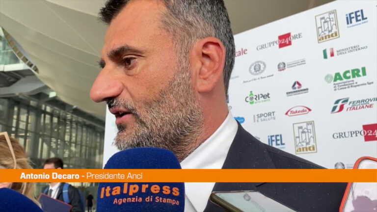 Galleria foto 'Pnrr, Decaro “I Comuni hanno mantenuto gli impegni”' - foto 1