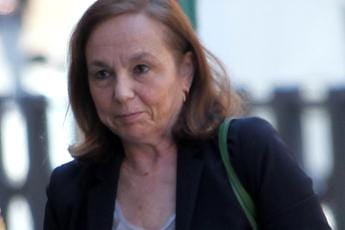 Pnrr, Lamorgese firma con Bonomi protocollo legalità: “Schermare soldi dalle mafie”