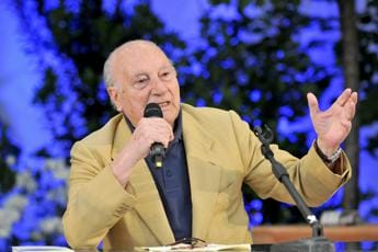 Galleria foto 'Raffaele La Capria, Maraini: “Testimone della Napoli più bella”' - foto 1