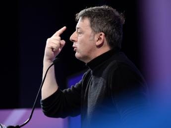 Galleria foto 'Reddito cittadinanza, Renzi ancora all’attacco' - foto 1
