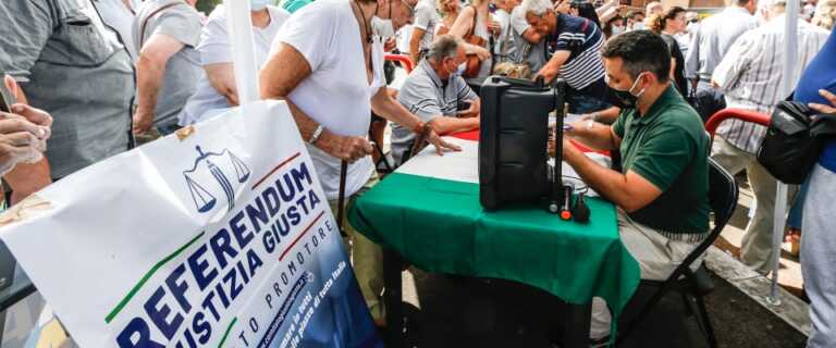 Referendum, ora è protesta contro il silenzio. Sciopero della fame per Calderoli