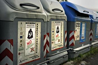 Galleria foto 'Rifiuti, Csel: “Capoluoghi al voto, a Catanzaro Tari più bassa per utenze domestiche”' - foto 1