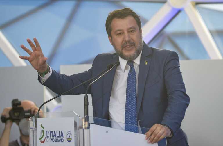 Galleria foto 'Salvini “Settimana prossima decreto sconto 30 centesimi sui carburanti”' - foto 1
