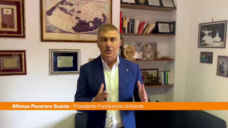 Galleria foto 'Siccità, Pecoraro Scanio ”Irresponsabile ignorare emergenza climatica”' - foto 1