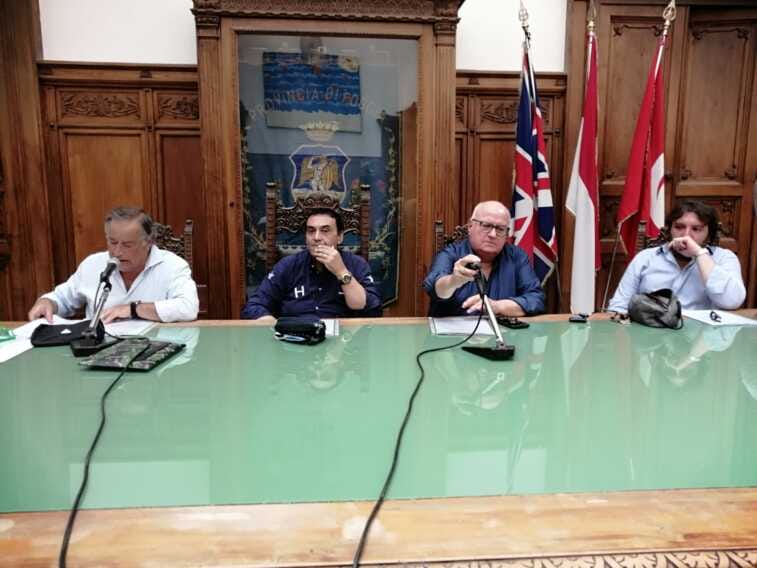Direl e sindacati contro i commissari straordinari a Foggia: «Calpestati i diritti dei lavoratori»