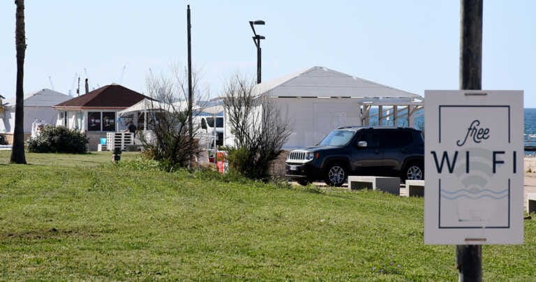 Galleria foto 'Le mani dei clan sulle spiagge dei baresi. Da nord a sud, i riflettori della finanza' - foto 1