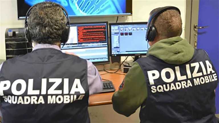 Bari, avvicinava persone anziane e sole e le derubava di denaro e oggetti di valore: arrestata ladra seriale