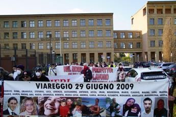 Galleria foto 'Strage Viareggio, appello bis: 13 condanne e 3 assoluzioni' - foto 1
