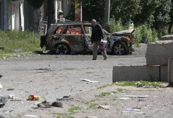 Galleria foto 'Ucraina, attacchi d’artiglieria a Severodonetsk' - foto 1
