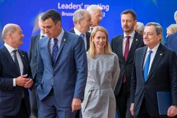 Galleria foto 'Ucraina candidata Ue, Draghi spinge su tetto prezzo gas' - foto 1