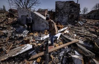 Galleria foto 'Ucraina, giornalista Radio Svoboda: “Colpito due volte, ma resto al fronte”' - foto 1
