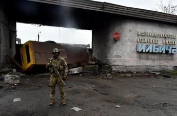 Galleria foto 'Ucraina, governatore Lugansk: “Ci prepariamo al peggio”' - foto 1