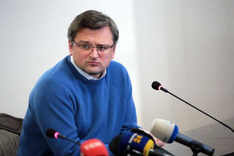 Galleria foto 'Ucraina, Kuleba “Decisione Consiglio UE ci rende più forti e vicini”' - foto 1