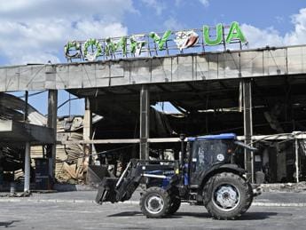 Galleria foto 'Ucraina, nuovi raid e missili Russia: vittime' - foto 1