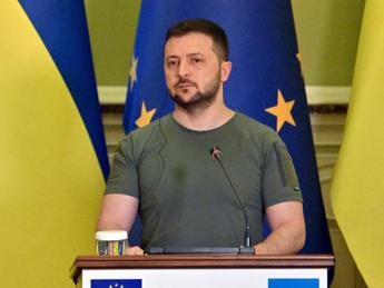 Galleria foto 'Ucraina, Zelensky ai bielorussi: “Non fatevi trascinare in guerra”' - foto 1