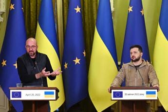 Galleria foto 'Ue, Ucraina e Moldavia candidate. Zelensky: “Momento storico”' - foto 1