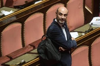 Galleria foto 'Violenza domestica, scontro Valente-Pillon' - foto 1