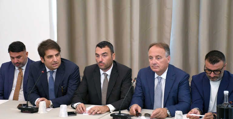 Le civiche chiamano il Pd: «Un tavolo per l’alleanza»