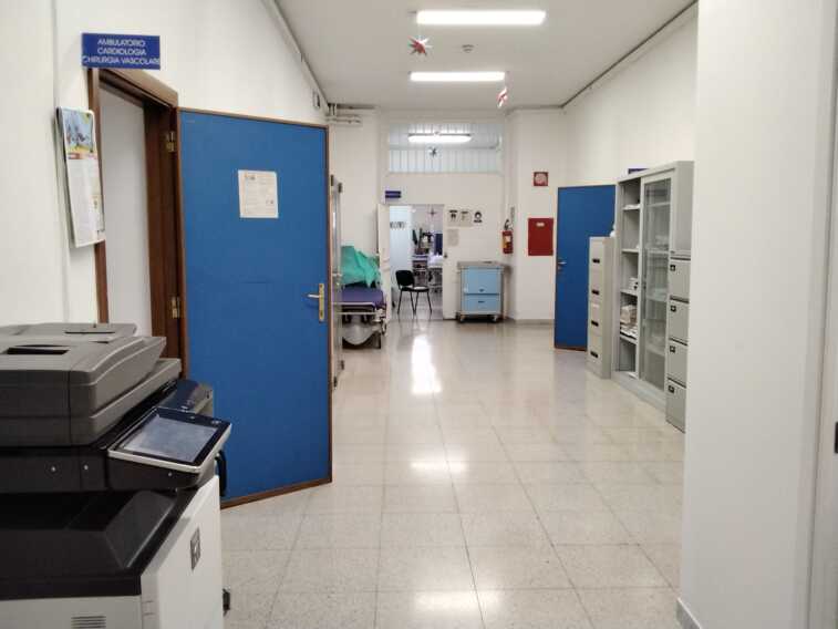 Galleria foto 'Nel carcere di Bari un nuovo ambulatorio per la cura delle patologie neurologiche' - foto 1