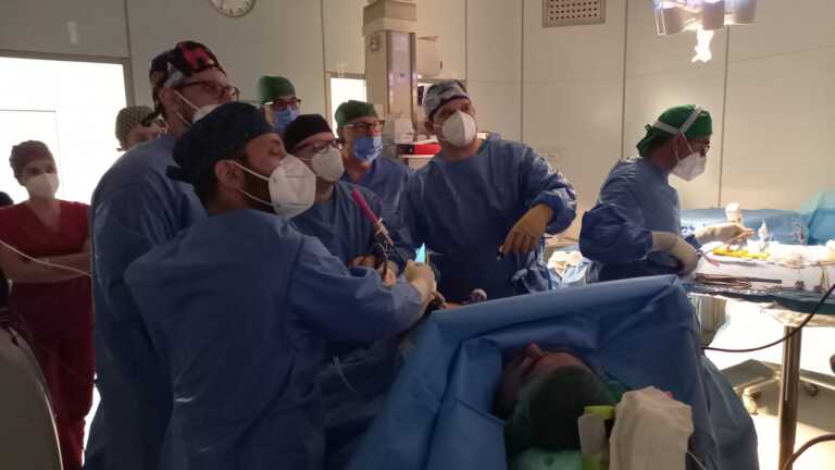 Galleria foto 'Bari, al Policlinico primi interventi con mini gastric by-pass contro l’obesità' - foto 1
