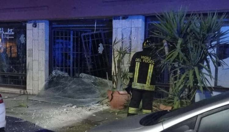 Bombe nel foggiano, arrestati i responsabili di due attentati